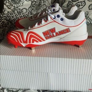 brand new big league chew X new balance fast pitch softball cleats